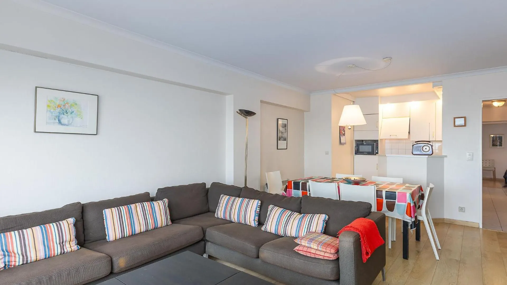 Spacious Apartment On 4Th Floor Middelkerke Belgium